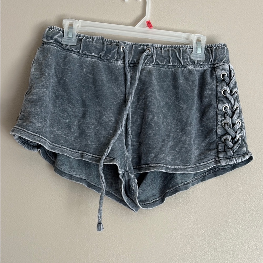 Stylish Gray Women's Shorts with Lace-Up Detail VanillaStar